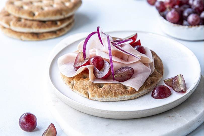 4_Myk & Rund med skinke og rødløk.jpg